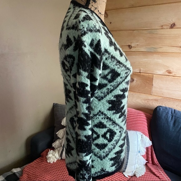 Say What? Aztec Style Fuzzy Sweater M - Picture 4 of 5